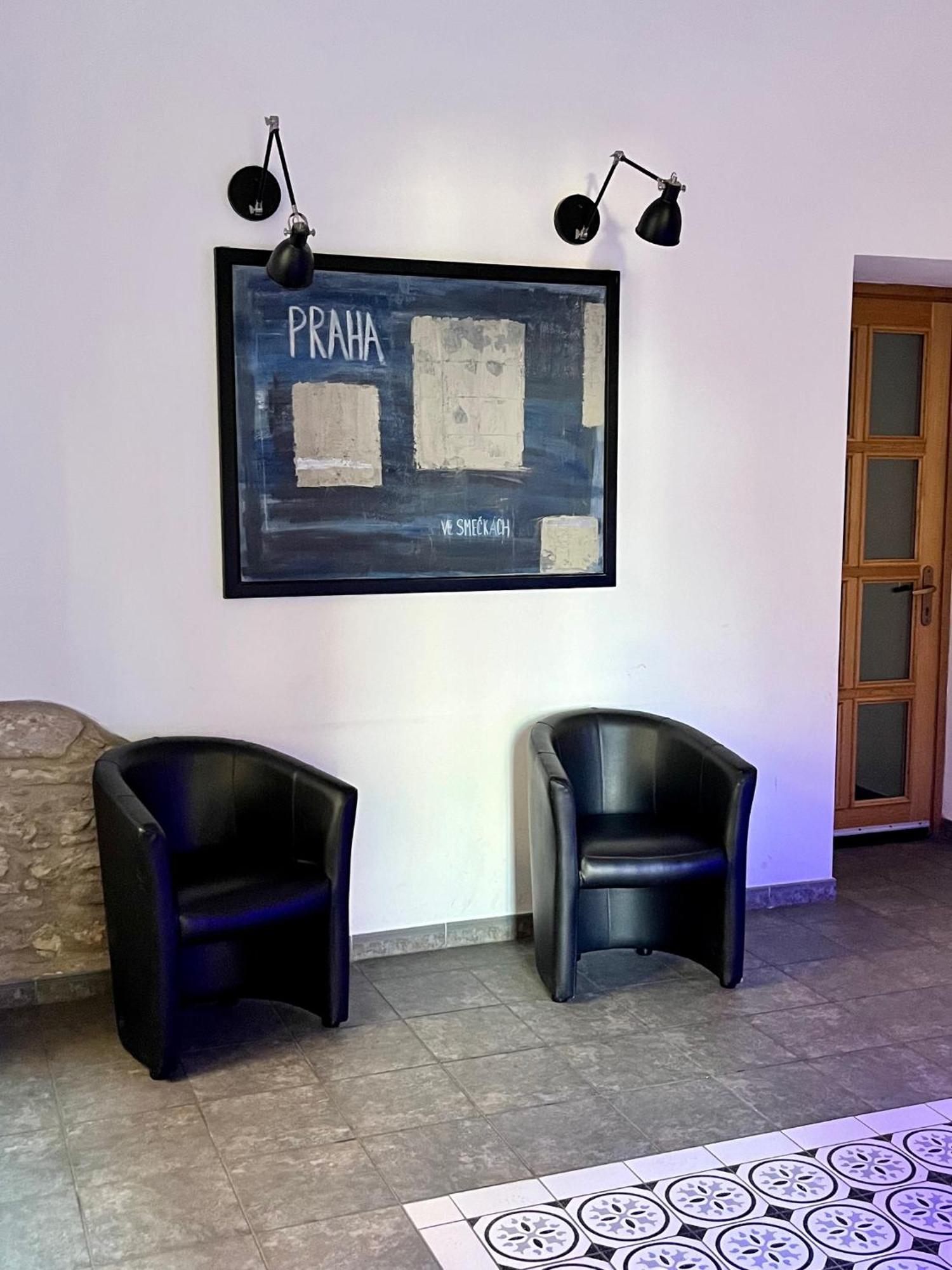 New City Centre Garden Apartment - Central Location Prag Exteriör bild