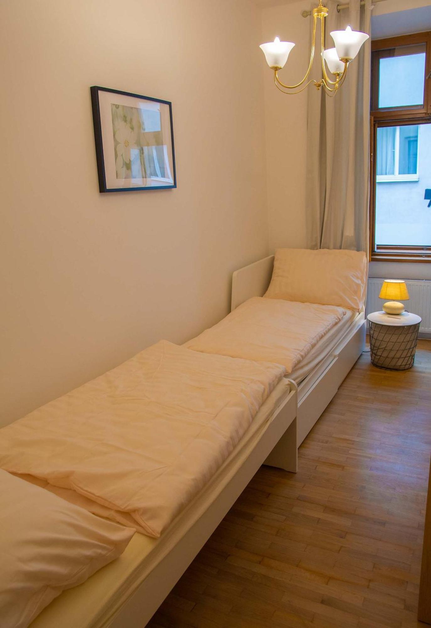 New City Centre Garden Apartment - Central Location Prag Exteriör bild