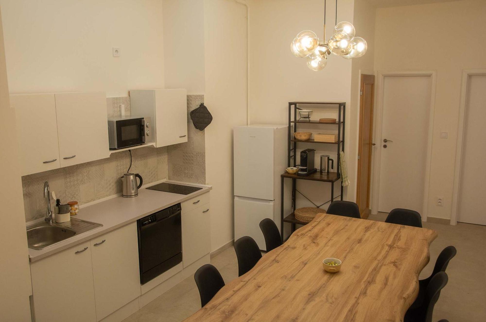 New City Centre Garden Apartment - Central Location Prag Exteriör bild