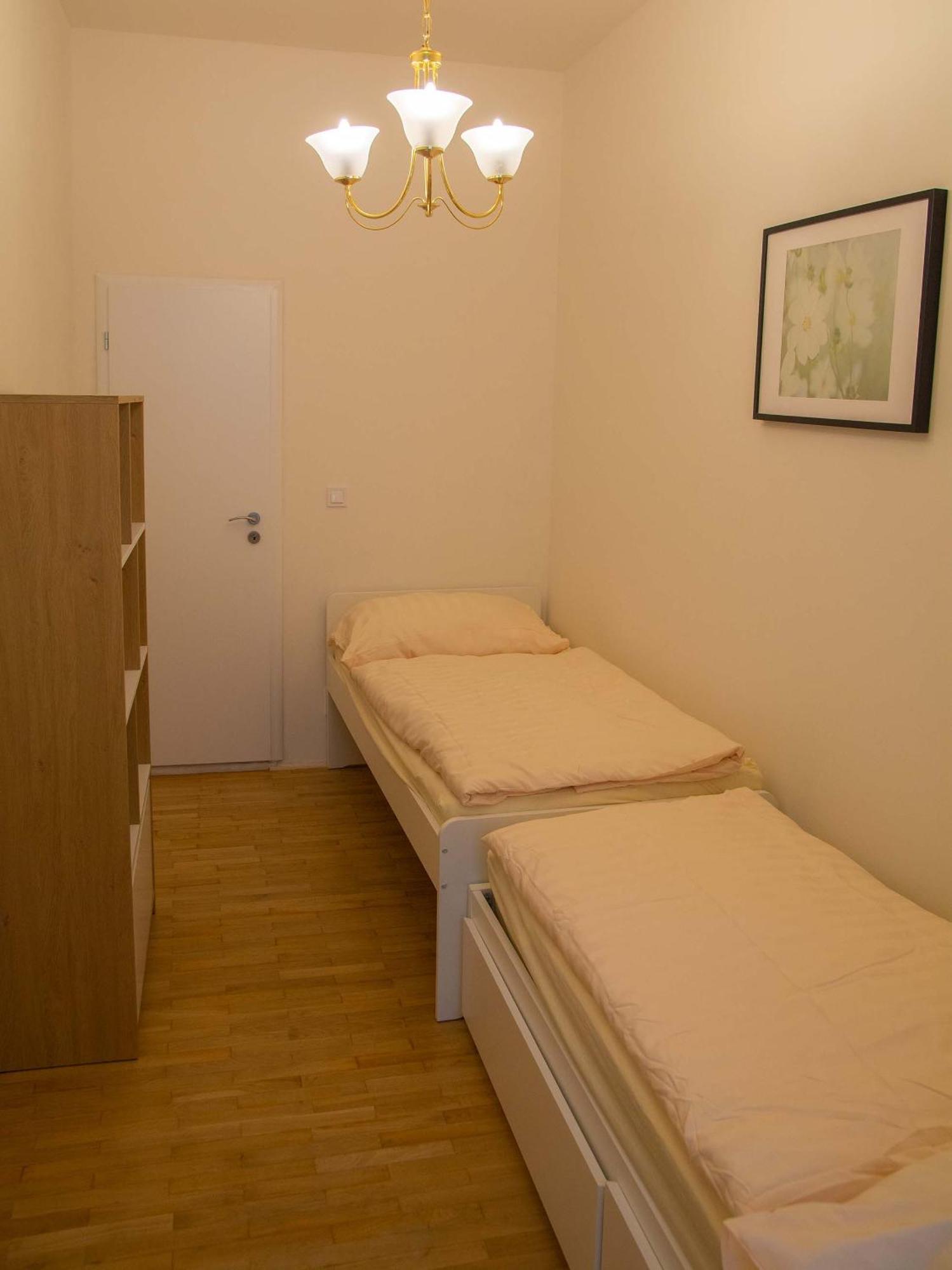 New City Centre Garden Apartment - Central Location Prag Exteriör bild
